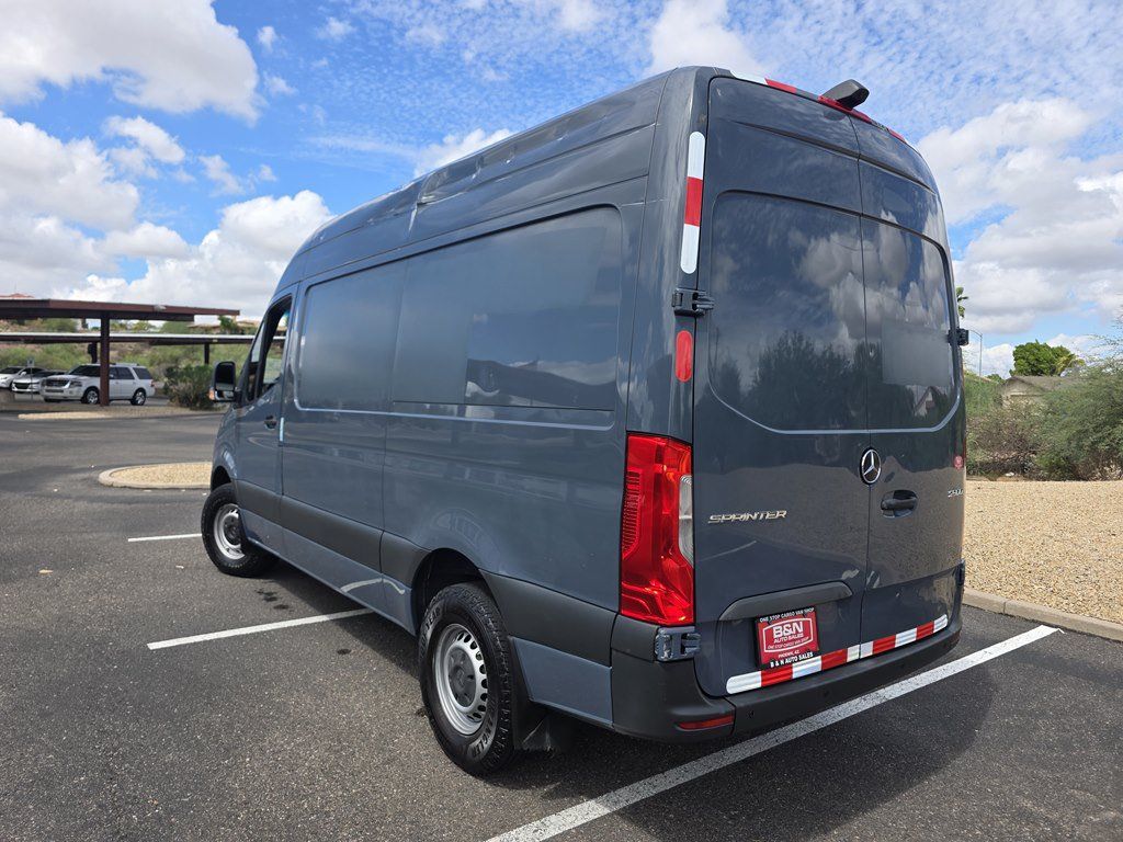 Used 2019 Mercedes-Benz Sprinter 144 image 2