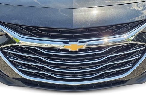 Used 2024 Chevrolet Malibu LT FWD image 3