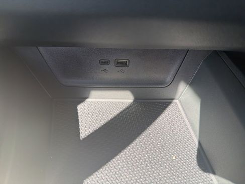 New 2026 Chevrolet Equinox LT w/ Safety and Technology Package image 32