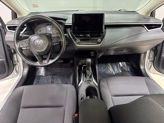 Used 2024 Toyota Corolla LE w/ LE Premium Package FWD image 3