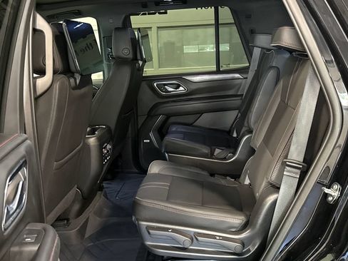 Used 2023 Chevrolet Tahoe RST w/ Luxury Package AWD/4WD image 8
