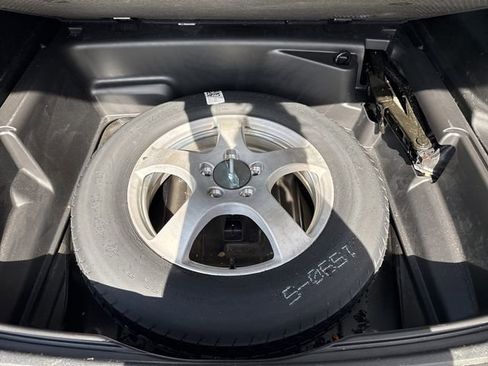 Used 2024 Jeep Grand Cherokee Limited image 36