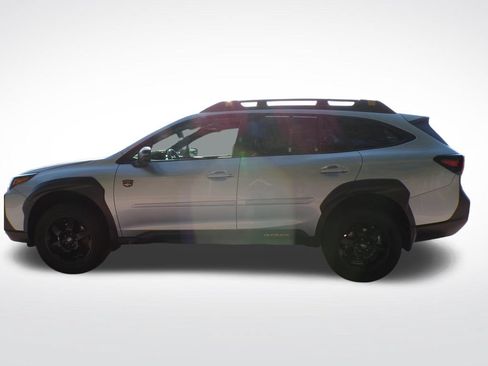 Used 2022 Subaru Outback Wilderness AWD/4WD image 2