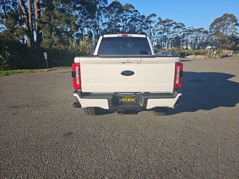 New 2025 Ford F350 Lariat w/ Lariat Ultimate Package image 34