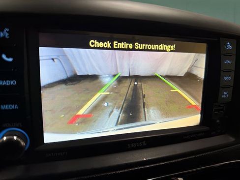 Used 2012 Chrysler Town & Country Touring-L w/ Entertainment Group #2 image 20