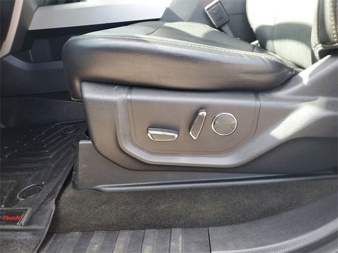 Used 2017 Ford F350 Lariat w/ Lariat Ultimate Package image 16