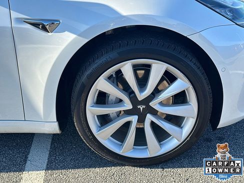 Used 2020 Tesla Model 3 Standard Range Plus image 12