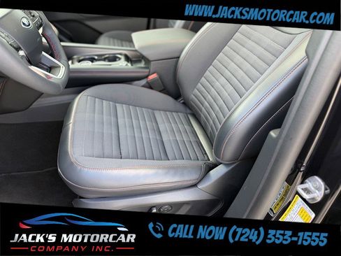 Used 2025 Ford Explorer ST-Line w/ Premium Package image 29