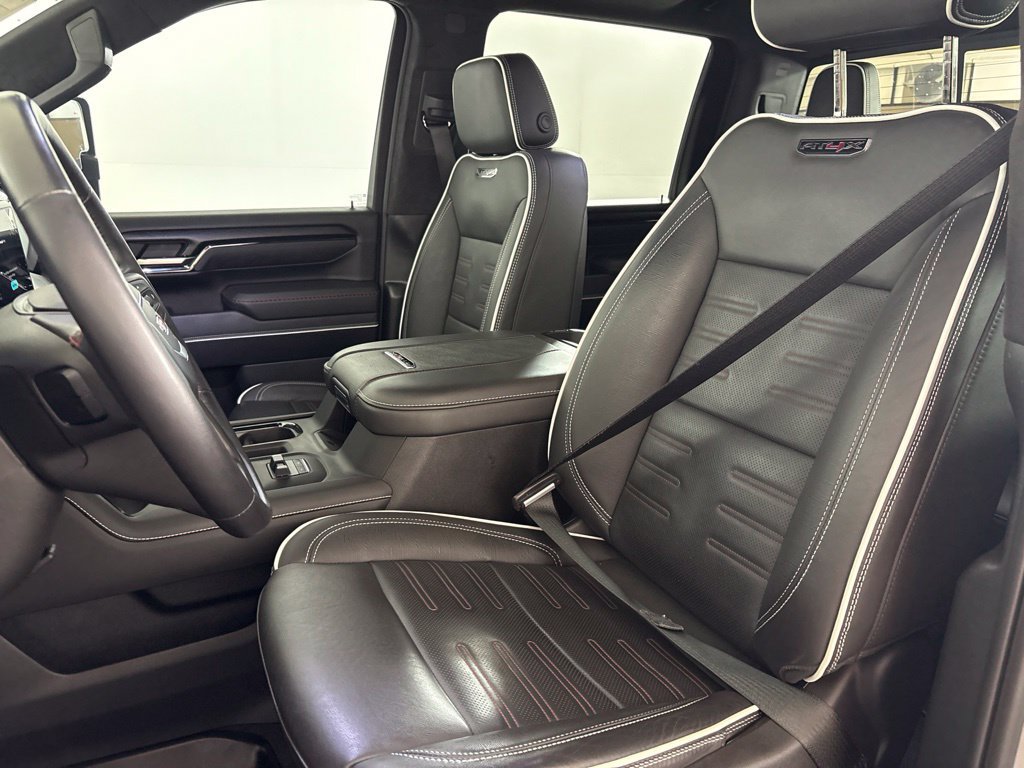 Used 2025 GMC Sierra 2500 AT4X AWD/4WD image 24