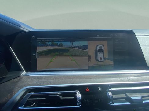 Used 2022 BMW X7 xDrive40i w/ Executive Package AWD/4WD image 20