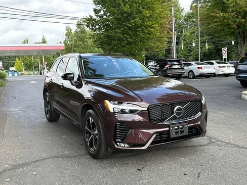 Used 2026 Volvo XC60 B5 Core w/ Protection Package Premier AWD/4WD image 5