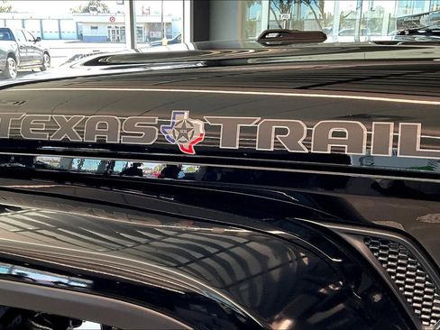 New 2025 Jeep Gladiator Sport image 33