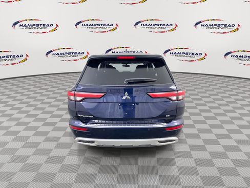 Used 2024 Mitsubishi Outlander SE Black Edition image 7