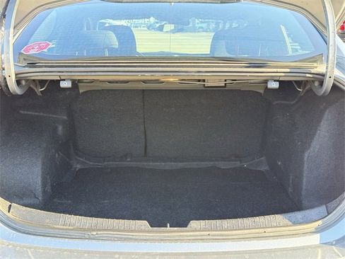 Used 2025 Chevrolet Malibu LT image 32