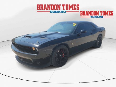 Used 2021 Dodge Challenger R/T Scat Pack RWD image 1