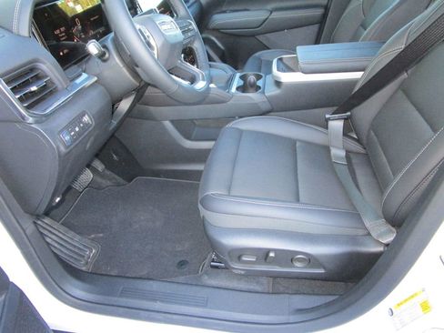 New 2026 GMC Terrain Elevation w/ Elevation Premium Package image 23