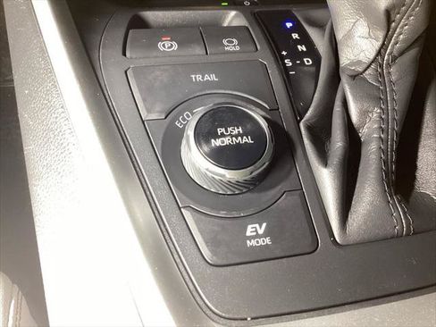 Certified 2023 Toyota RAV4 XLE Premium AWD/4WD image 24
