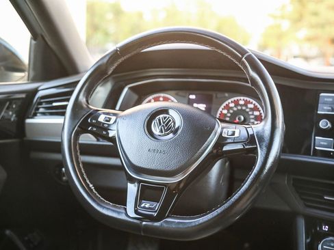 Used 2021 Volkswagen Jetta R-Line image 18