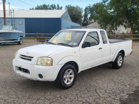 Used 2003 Nissan Frontier XE w/ Value Truck Pkg RWD image 3