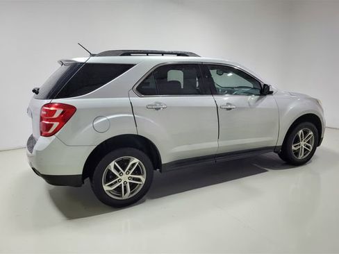 Used 2016 Chevrolet Equinox LTZ w/ Enhanced Convenience Package image 22