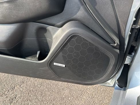 Used 2016 Subaru Legacy 3.6R Limited image 18