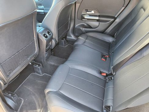 Used 2023 Mercedes-Benz GLA 250 4MATIC image 24