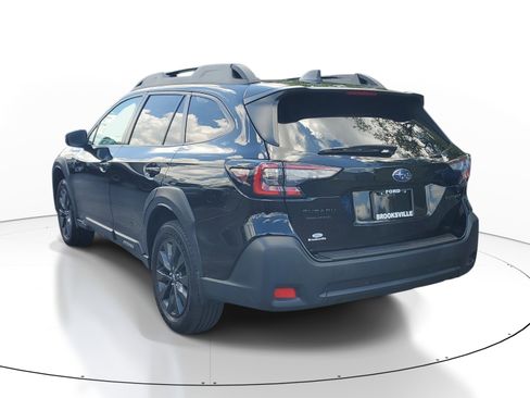 Used 2024 Subaru Outback Onyx Edition AWD/4WD image 4