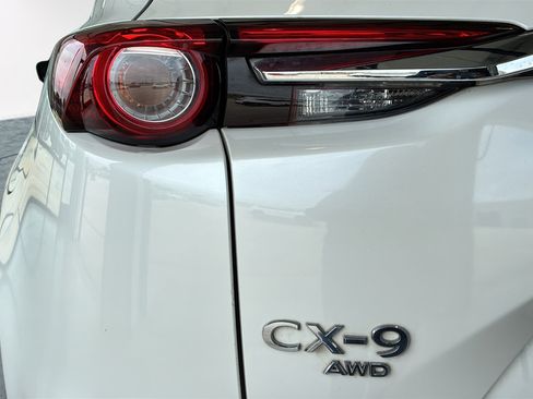 Used 2022 MAZDA CX-9 Touring AWD/4WD image 39