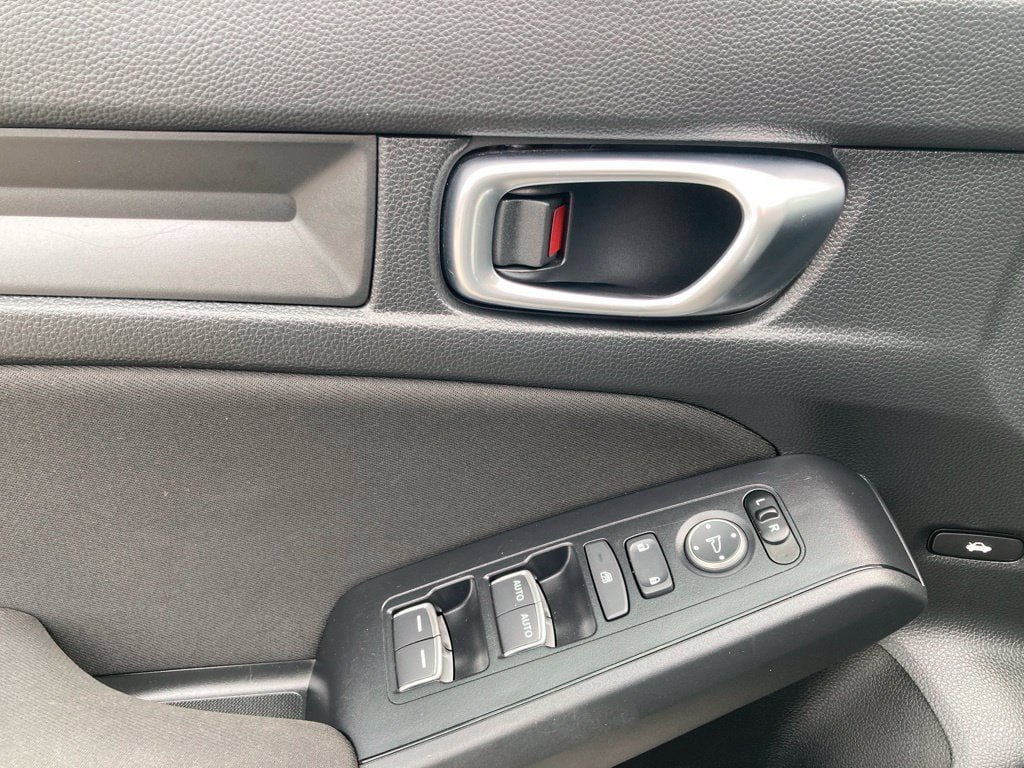 Used 2025 Honda Civic LX image 12