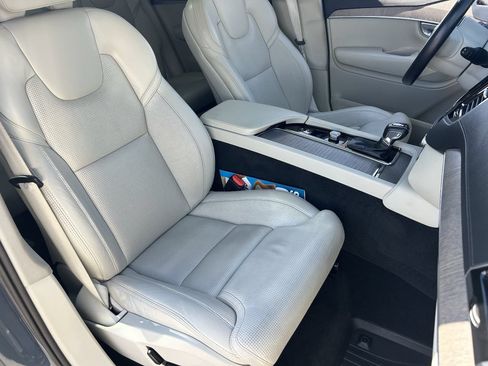 Used 2022 Volvo XC90 T6 Inscription w/ Advanced Package AWD/4WD image 12