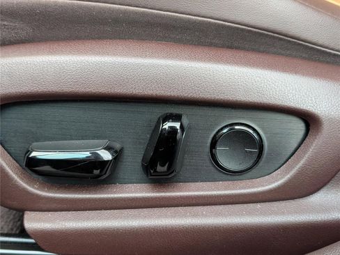 Used 2019 Lexus ES 350 w/ Premium Package image 21