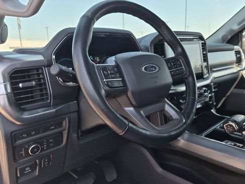 Used 2022 Ford F150 Lariat w/ Equipment Group 502A High AWD/4WD image 11