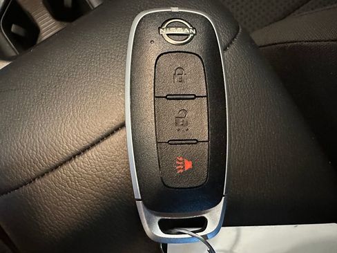Used 2025 Nissan Kicks S FWD image 17
