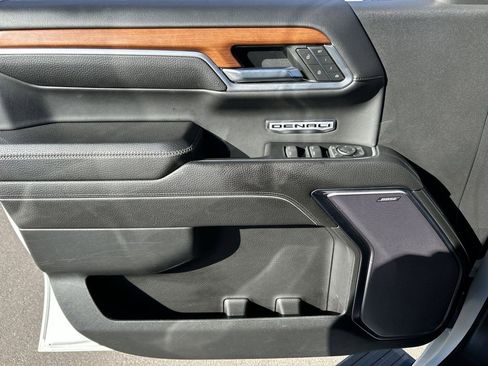 Used 2022 GMC Sierra 1500 Denali w/ Technology Package image 23