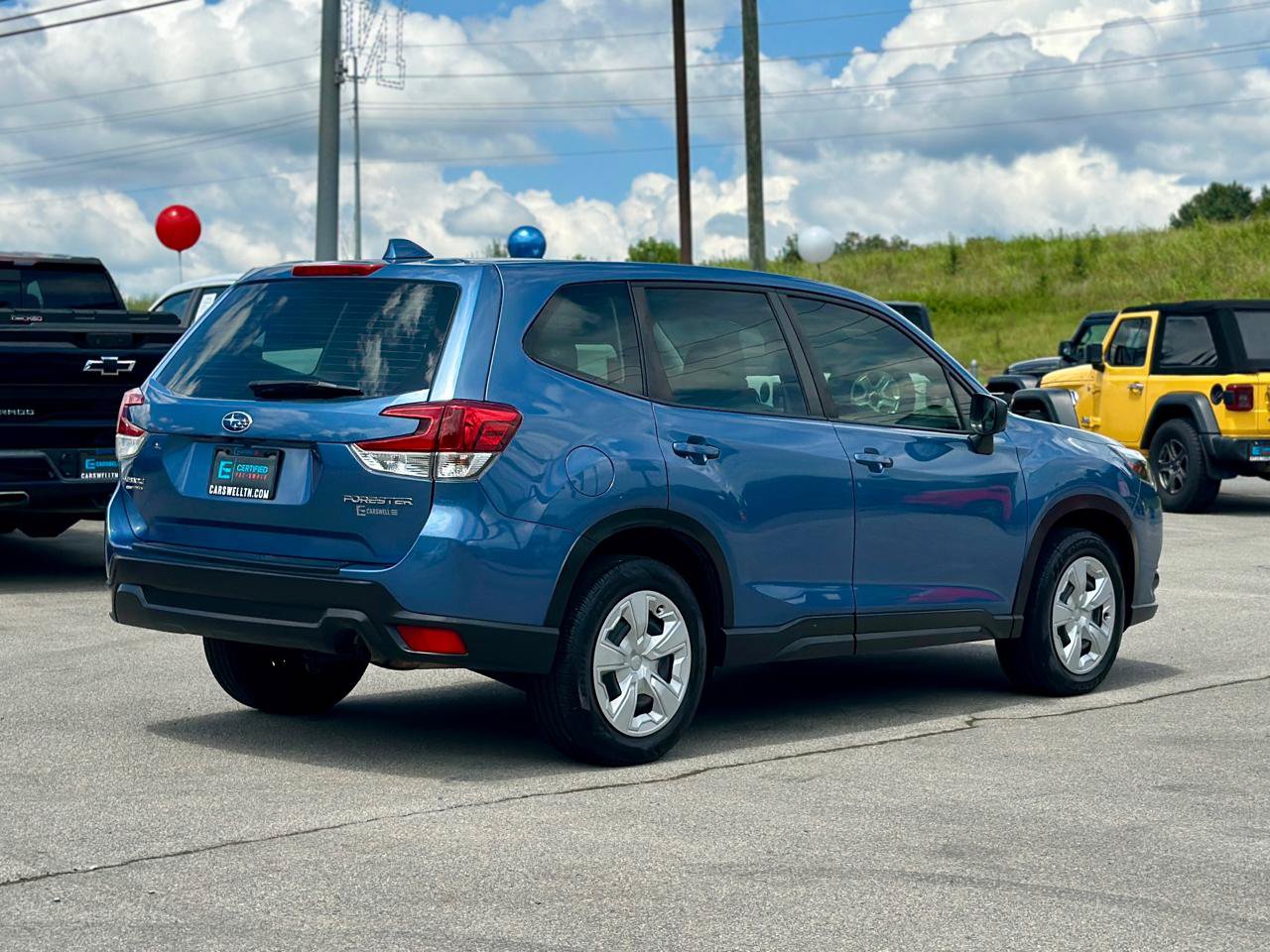 Used 2023 Subaru Forester AWD/4WD image 3