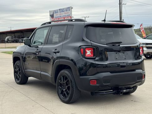 Used 2019 Jeep Renegade Altitude w/ Quick Order Package 2XM AWD/4WD image 8
