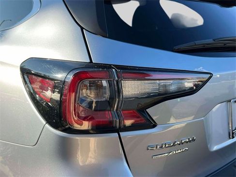 Used 2023 Subaru Outback Limited image 13