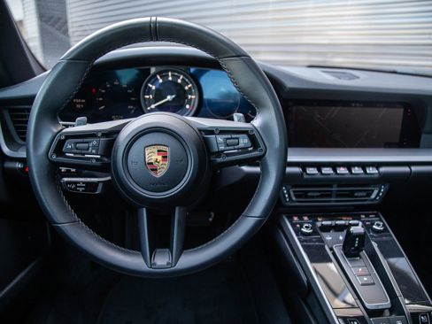 Certified 2021 Porsche 911 Carrera RWD image 11