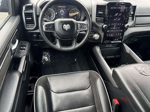 Used 2025 RAM 1500 Laramie AWD/4WD image 8