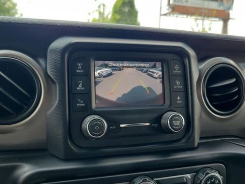 Used 2020 Jeep Wrangler Sport AWD/4WD image 20