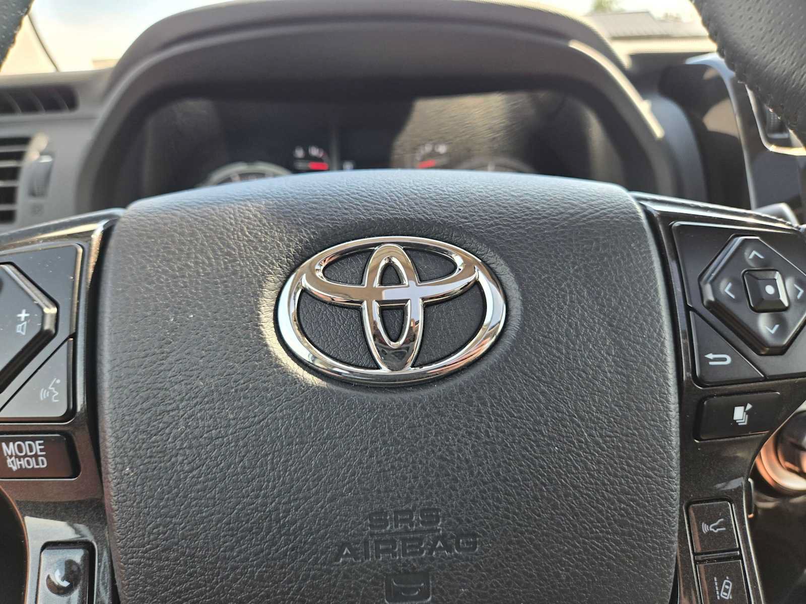 Certified 2023 Toyota 4Runner TRD Off-Road Premium w/ Moonroof Package AWD/4WD image 27