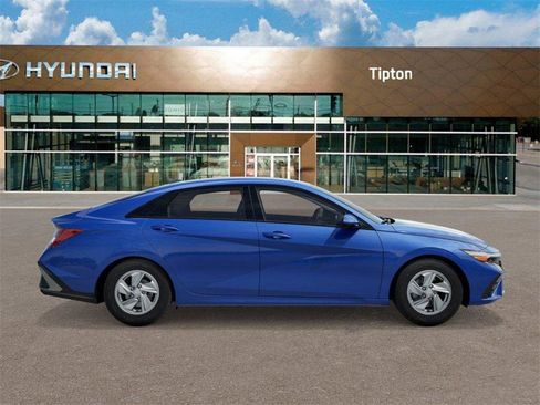 New 2026 Hyundai Elantra SE w/ Cargo Package image 7