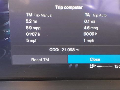 Certified 2023 Volvo XC60 B5 Plus w/ Protection Package Premier image 30