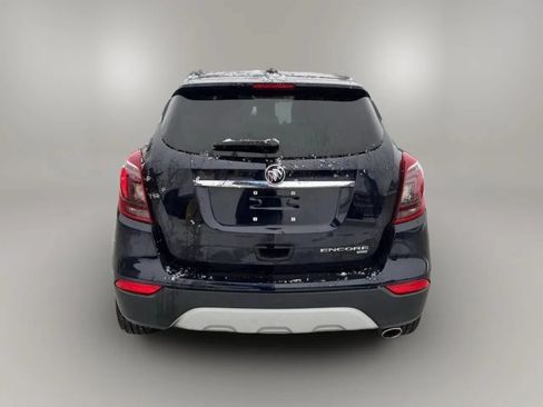 Used 2022 Buick Encore Preferred w/ Safety Package AWD/4WD image 4