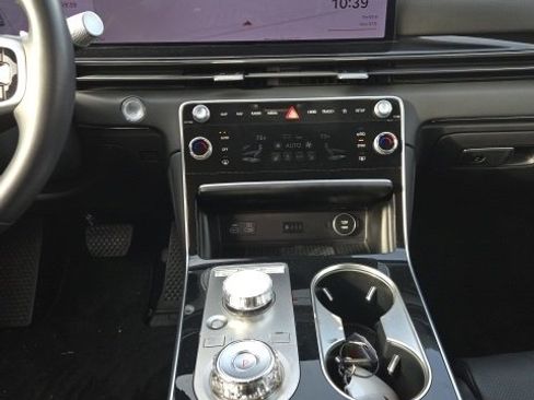 Used 2025 Genesis GV80 2.5T Standard image 22