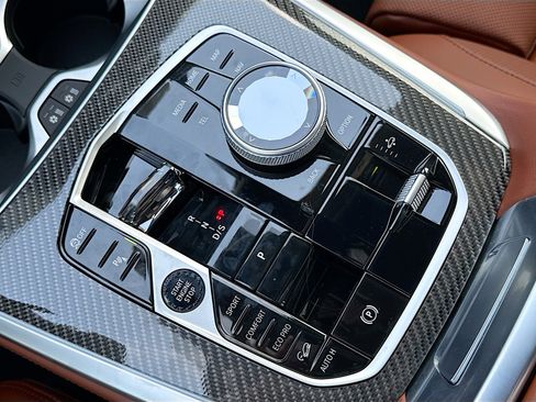New 2027 BMW X7 M60i AWD/4WD image 31