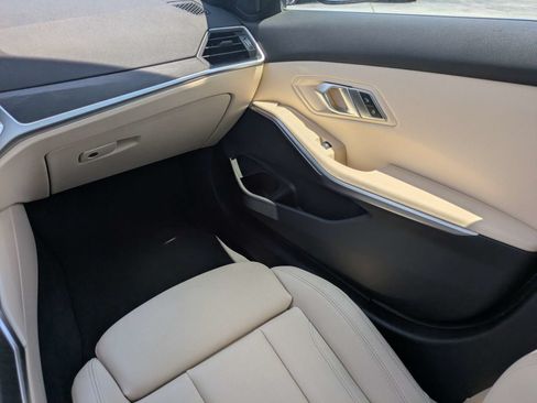Used 2021 BMW 330i Sedan w/ Convenience Package RWD image 10