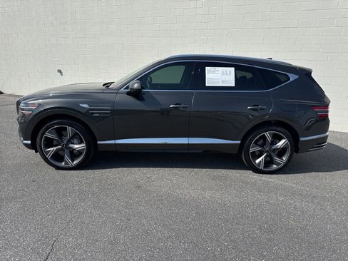 Used 2025 Genesis GV80 2.5T Prestige image 4