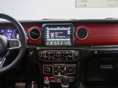 New 2023 Jeep Wrangler Unlimited Rubicon 4xe image 32