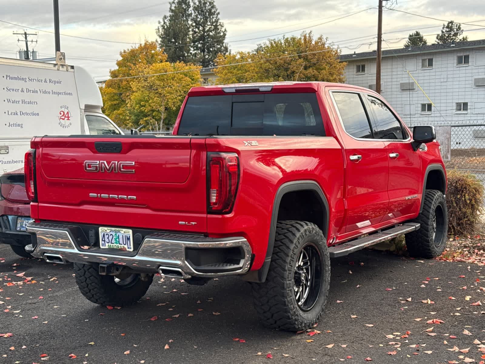 Used 2019 GMC Sierra 1500 SLT w/ SLT Premium Package AWD/4WD image 4